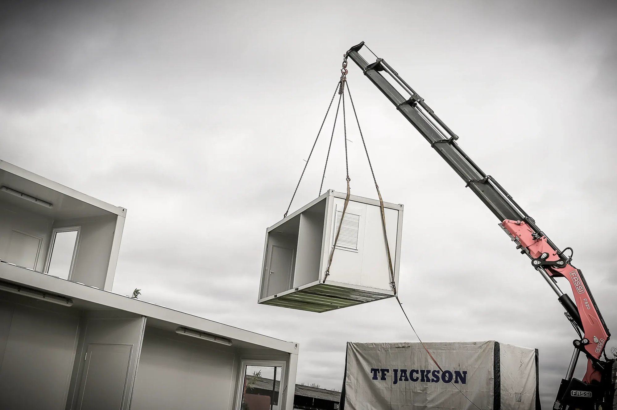 tf-jackson-homepage-sector-trio-hire-high-crane-airport-install